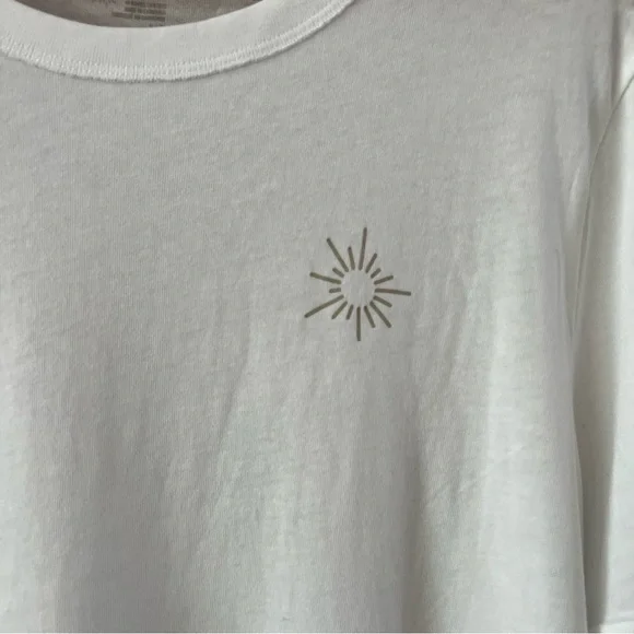 Offline by aerie 100% cotton Short sleeve Logo t shirt tee Ladies medium white - Picture 2 of 7